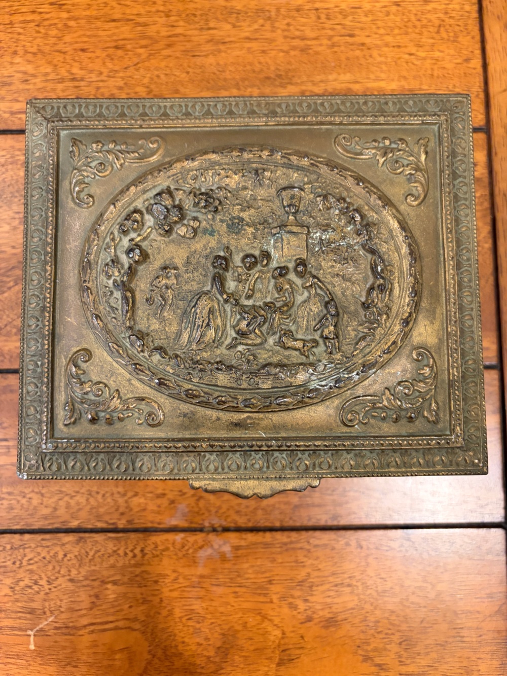 Vintage/antique Jennings Brothers jewelry trinket casket box